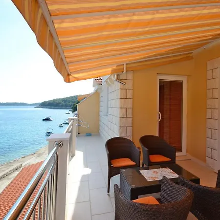 Korcula Lägenhet Prizba