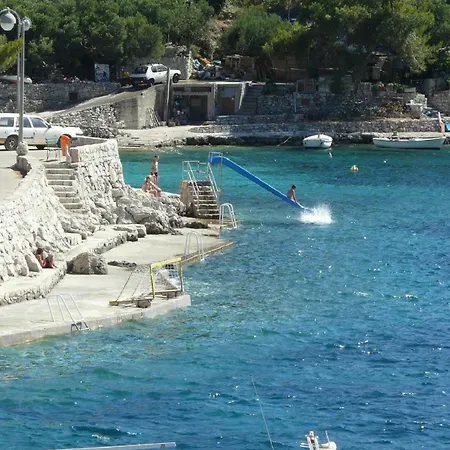 Korcula 아파트